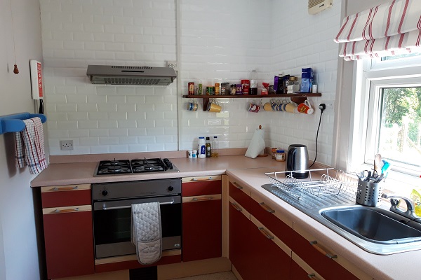 Woodside Lodge Kitchen @ Elmrise Park